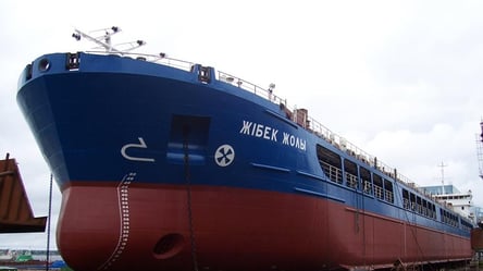 Туреччина відпустила російське судно з українським зерном: МЗС викликало посла - 285x160