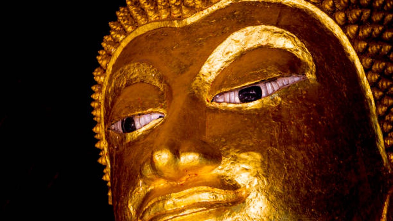 Золотая маска из гробницы в Перу – ученые разгадали древнюю загадку