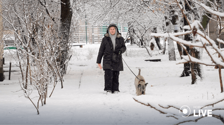 На елках снег, а во дворах первые снеговики: в Одессу пришла настоящая зима - 285x160