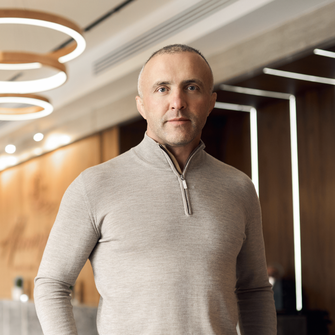 Александр Насиковский