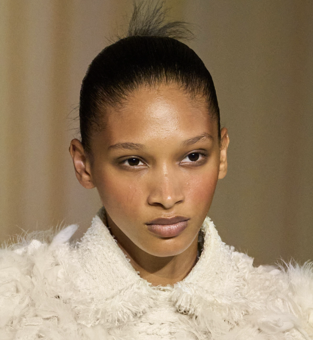 Ідеальна укладка з 2000-х повернулась