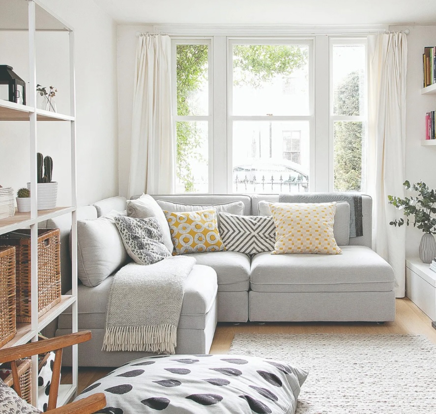 The Biggest Sofa Styles You'll See Everywhere in 2025
