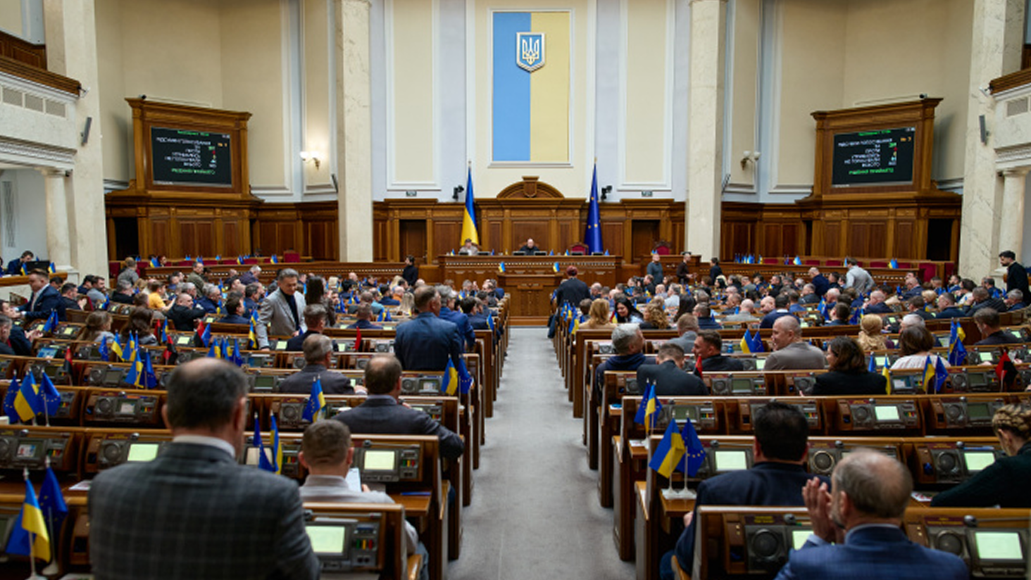 Сім'ї загиблих військових можуть отримати ще одну виплату: зареєстровано законопроєкт - 285x160