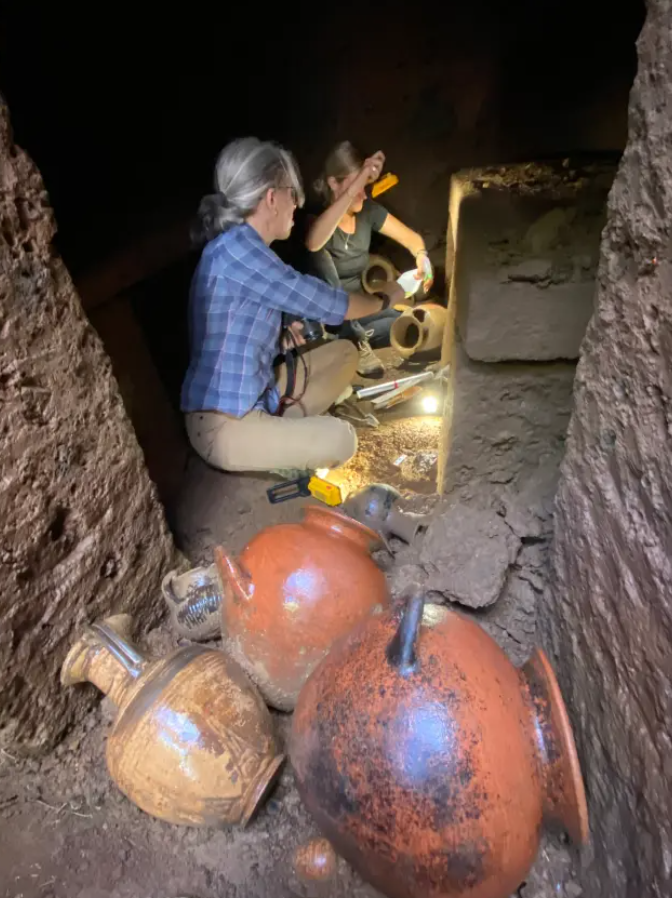 Італійські археологи розкопали рідкісну гробницю, якій 2600 років