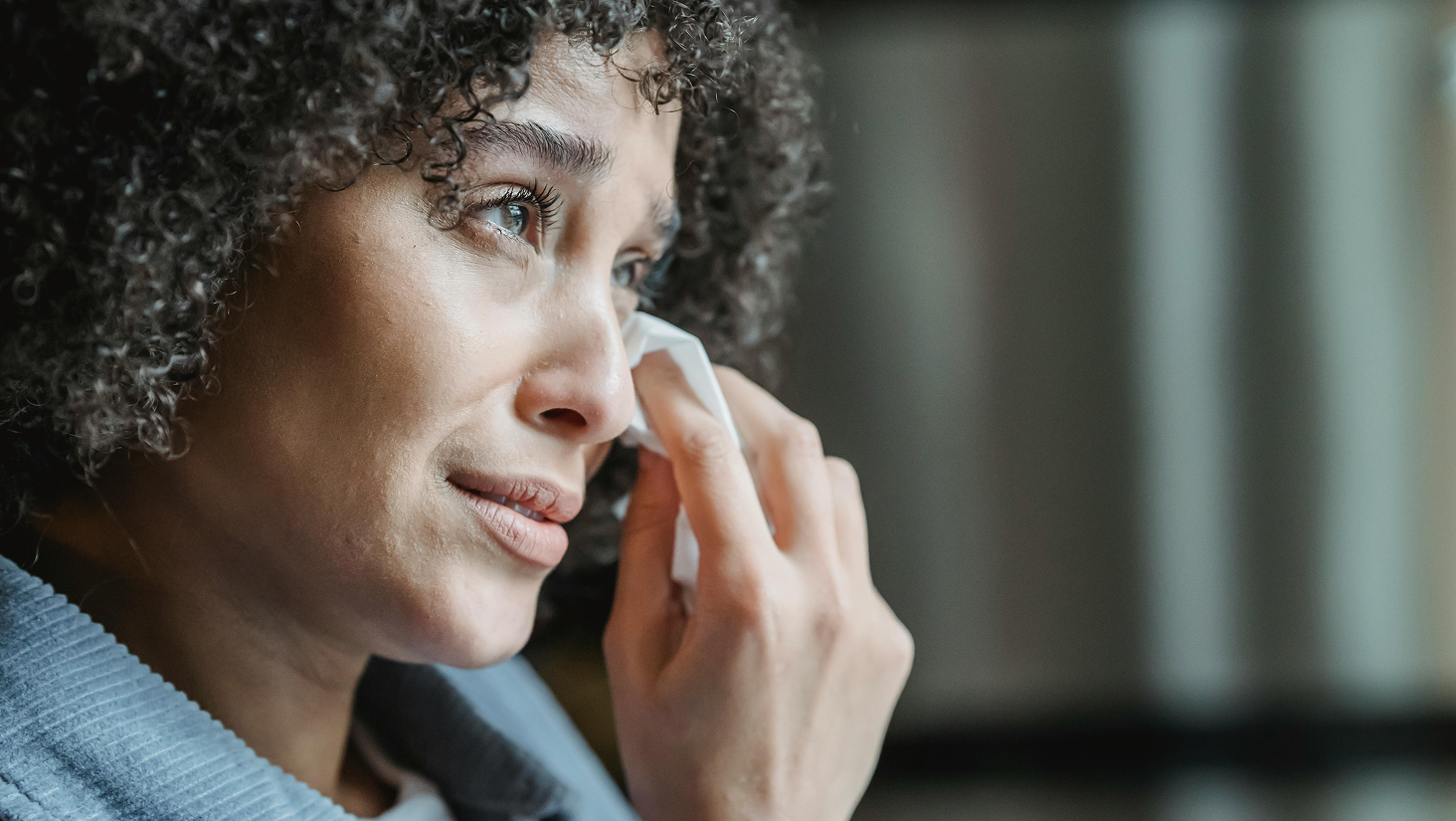 Що трапляється з психікою, коли ми забороняємо собі лити сльози й плакати