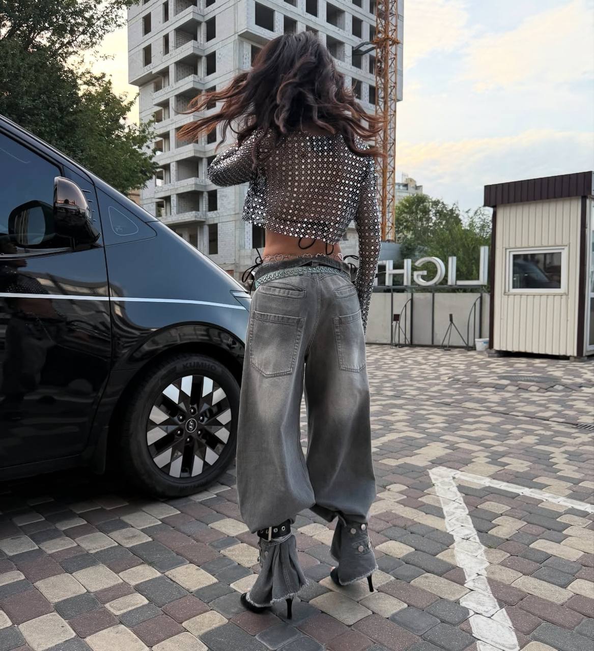 Дорофєєва використала модний прийом з джинсами