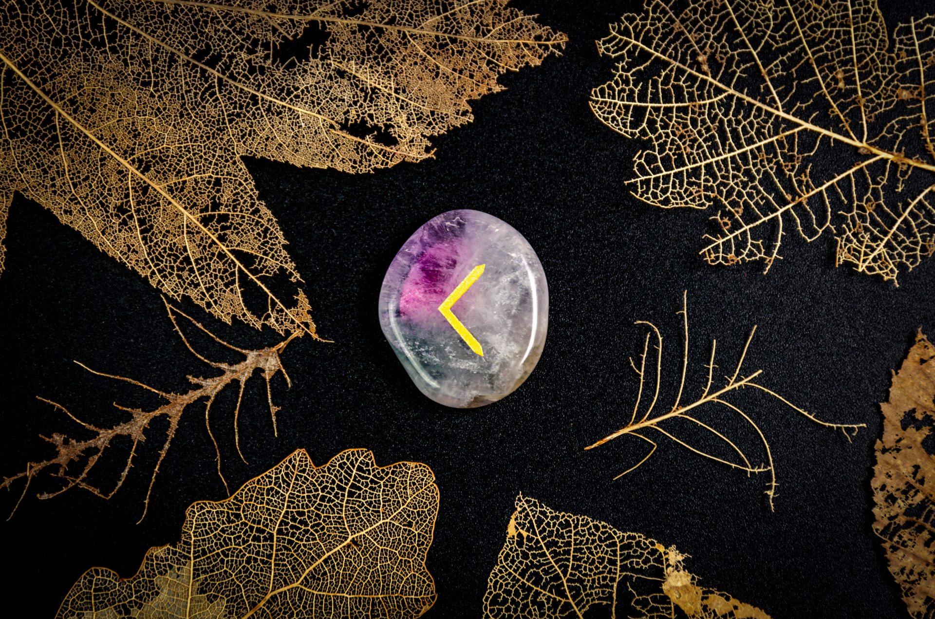 Рунічний гороскоп на серпень 2025 — Водолій