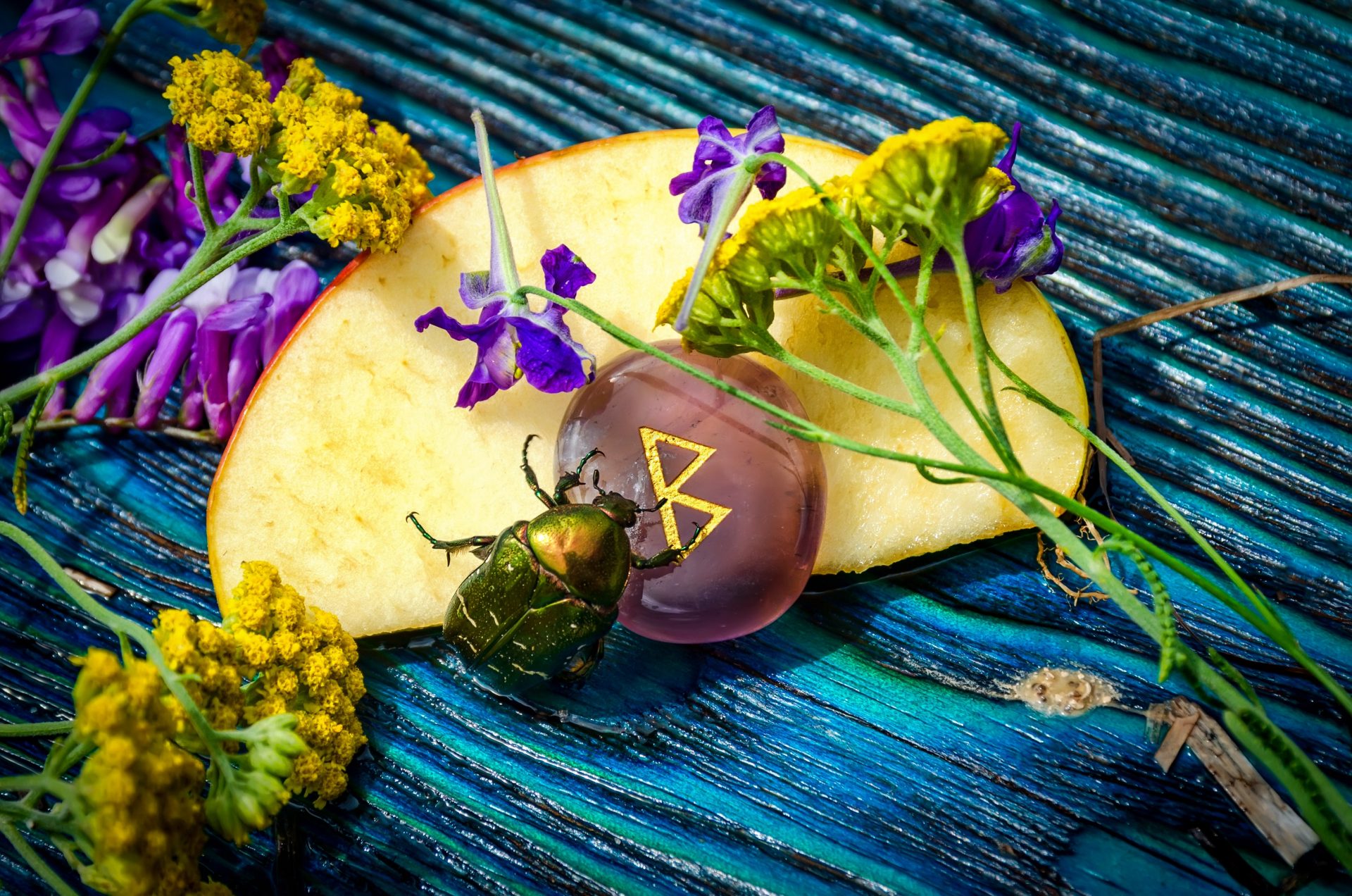 Рунічний гороскоп на серпень 2025 — Рак